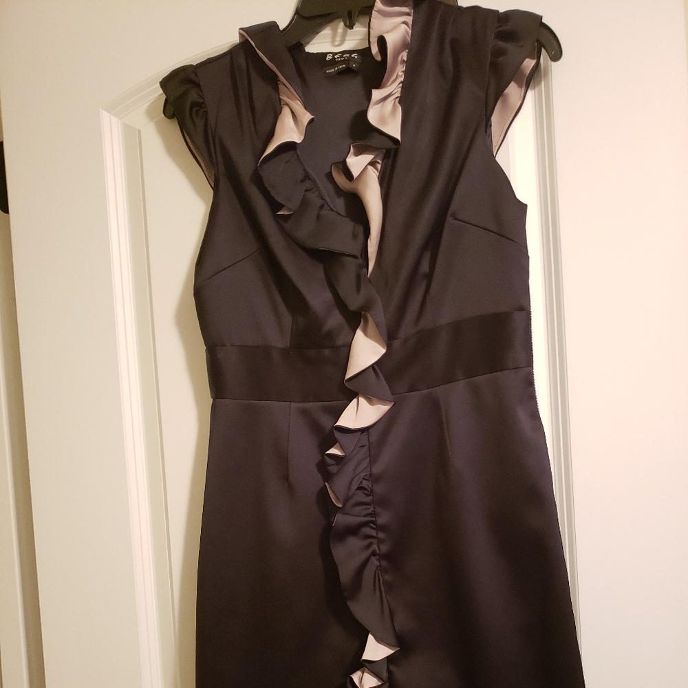 Gorgeous Black & Cream BCBG Paris Dress Ruffle Sz6